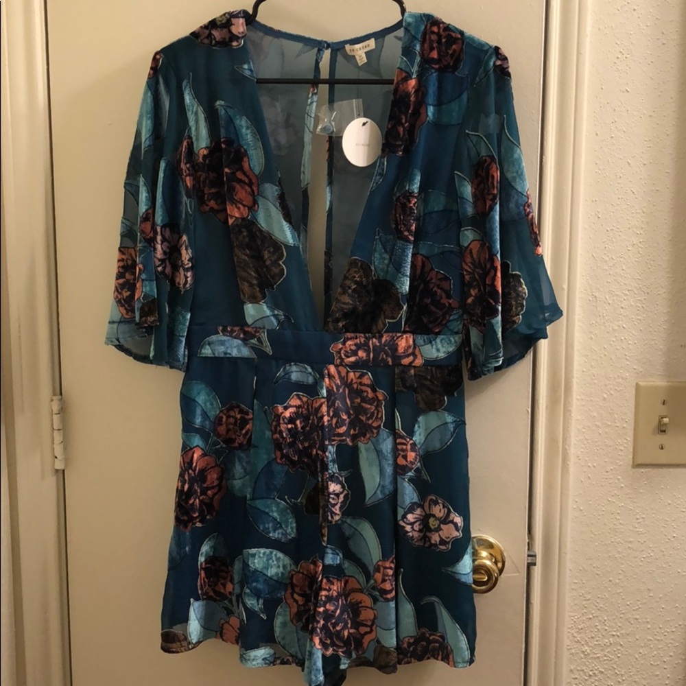 Sheer and velvet, short romper!